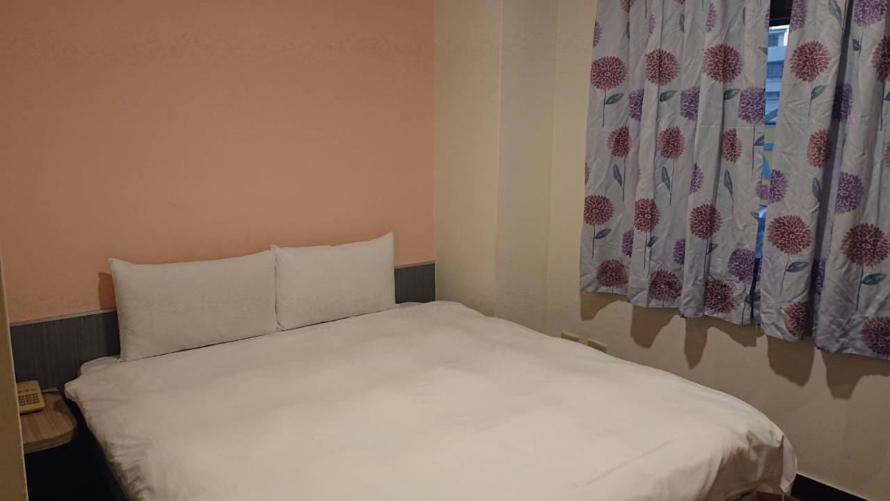Wan Tai Hotel Chiayi Buitenkant foto